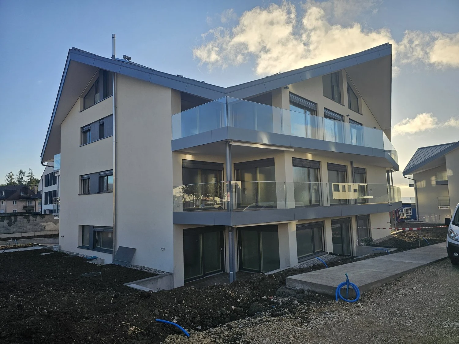 Isolation périphérique et façade d’un immeuble PPE à Saint-Prex, réalisée par DOK Façades